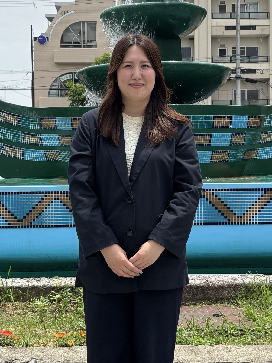 山本麻衣